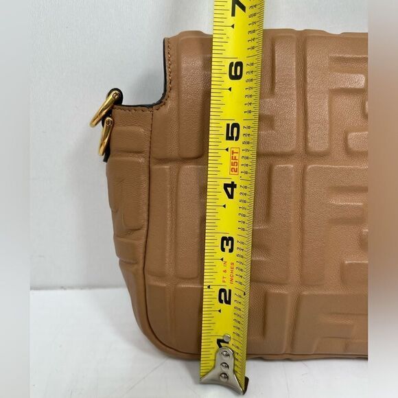 Fendi Baguette Zucca Shoulder Bag Medium brown Leather - Picture 13 of 14